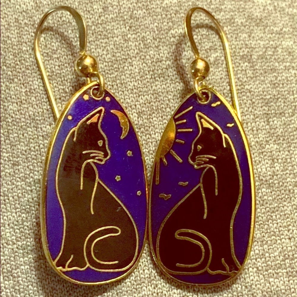 Cats Dangle Earrings Discovery Blue French Wire